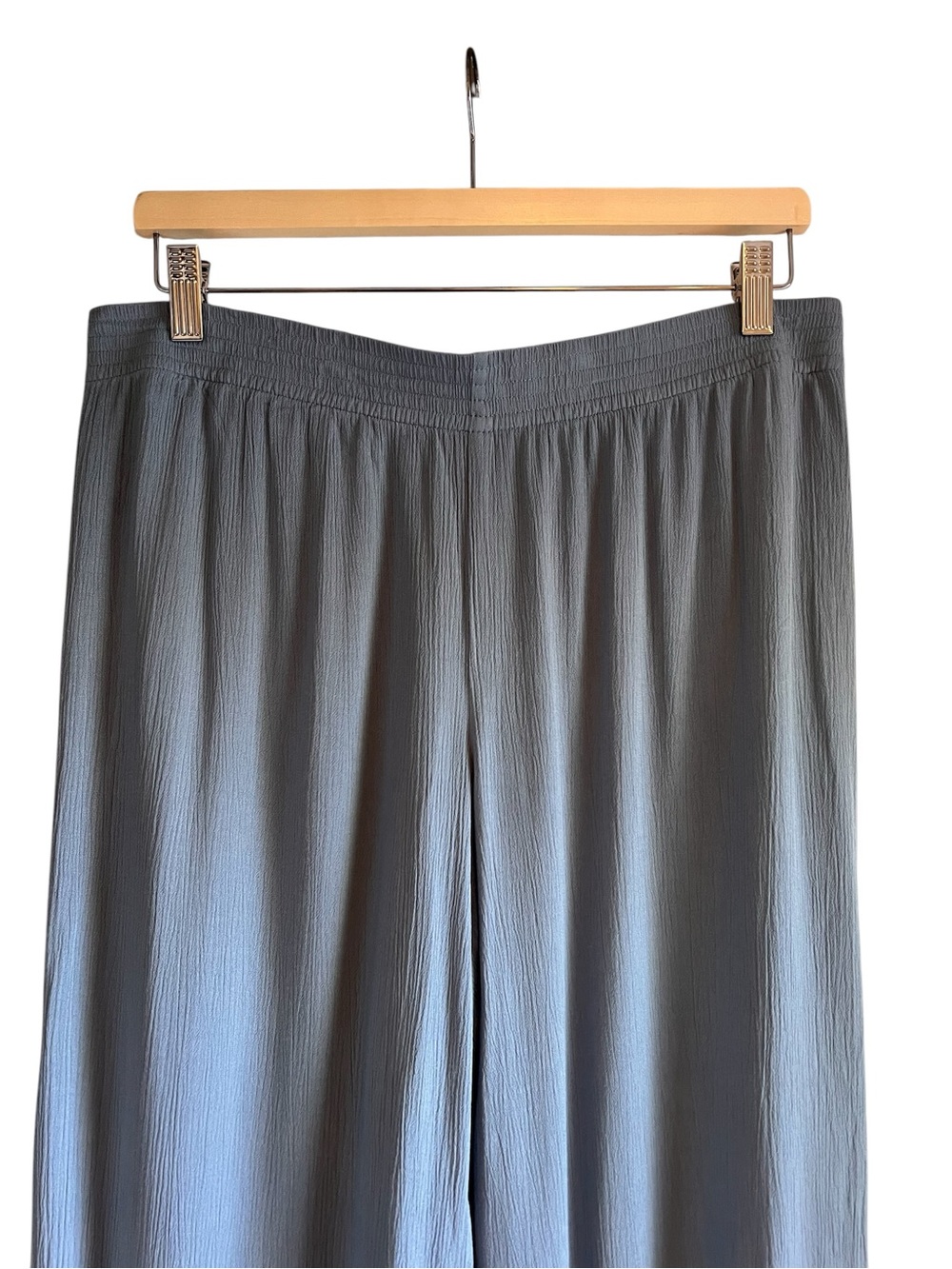 Babaton Light Blue Wide-Leg elastic waist casual pants Sz L excellent condition - Picture 2 of 10